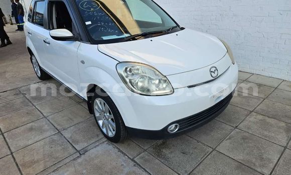 Nunua Ilio tumika Mazda Verisa Nyeupe Gari ndani ya Maputo nchini Maputo Nunua Ilio tumika Mazda Verisa Nyeupe Gari ndani ya Maputo nchini Maputo