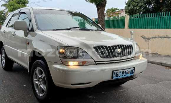 Comprar Usado Toyota Harrier Branco Carro em Maputo em Maputo