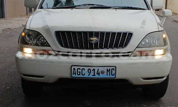 Nunua Ilio tumika Toyota Harrier Nyeupe Gari ndani ya Maputo nchini Maputo Nunua Ilio tumika Toyota Harrier Nyeupe Gari ndani ya Maputo nchini Maputo