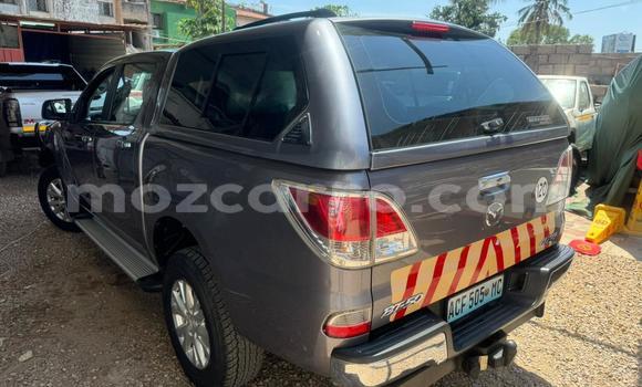Comprar Usado Mazda BT-50 De outros Carro em Maputo em Maputo Comprar Usado Mazda BT-50 De outros Carro em Maputo em Maputo