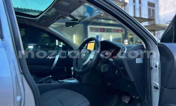 Buy Used Nissan Dualis Beige Car in Maputo in Maputo Buy Used Nissan Dualis Beige Car in Maputo in Maputo