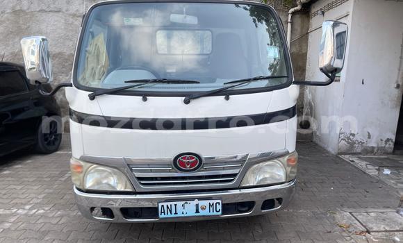 Comprar Usado Toyota Dyna Branco Carro em Maputo em Maputo Comprar Usado Toyota Dyna Branco Carro em Maputo em Maputo