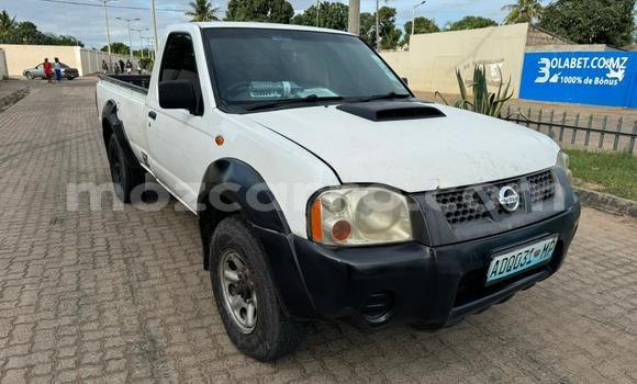 Nunua Ilio tumika Nissan Hardbody Nyeupe Gari ndani ya Maputo nchini Maputo Nunua Ilio tumika Nissan Hardbody Nyeupe Gari ndani ya Maputo nchini Maputo