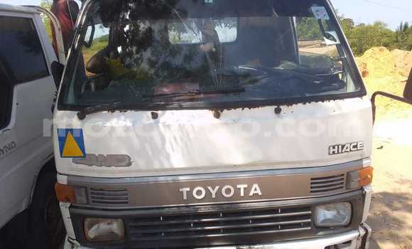 Buy Used Toyota Dyna White Car in Maputo in Maputo Buy Used Toyota Dyna White Car in Maputo in Maputo