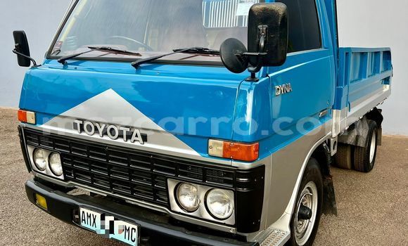 Nunua Mpya Toyota Dyna Bluu Gari ndani ya Maputo nchini Maputo