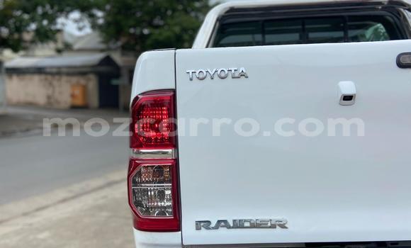 Comprar Novo Toyota Hilux Branco Carro em Maputo em Maputo Comprar Novo Toyota Hilux Branco Carro em Maputo em Maputo