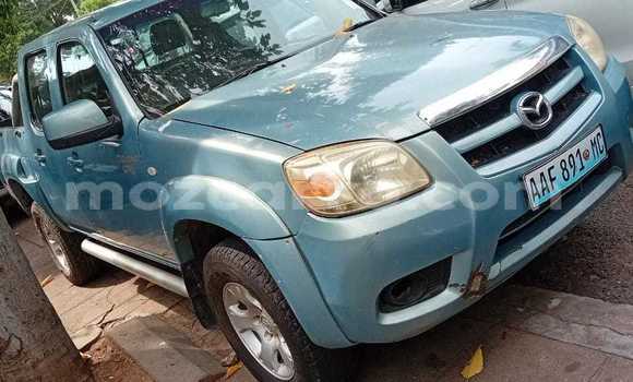 Comprar Usado Mazda BT-50 Azul Carro em Maputo em Maputo