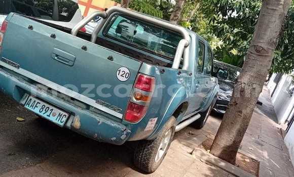 Nunua Ilio tumika Mazda BT-50 Bluu Gari ndani ya Maputo nchini Maputo Nunua Ilio tumika Mazda BT-50 Bluu Gari ndani ya Maputo nchini Maputo