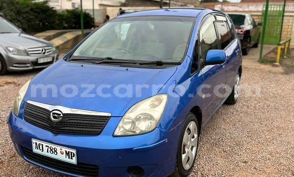 Comprar Usado Toyota Spacio Azul Carro em Maputo em Maputo