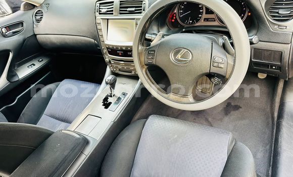 Nunua Ilio tumika Lexus IS Nyeusi Gari ndani ya Maputo nchini Maputo Nunua Ilio tumika Lexus IS Nyeusi Gari ndani ya Maputo nchini Maputo