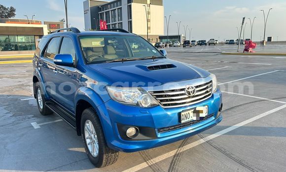 Comprar Novo Toyota Fortuner Azul Carro em Maputo em Maputo Comprar Novo Toyota Fortuner Azul Carro em Maputo em Maputo