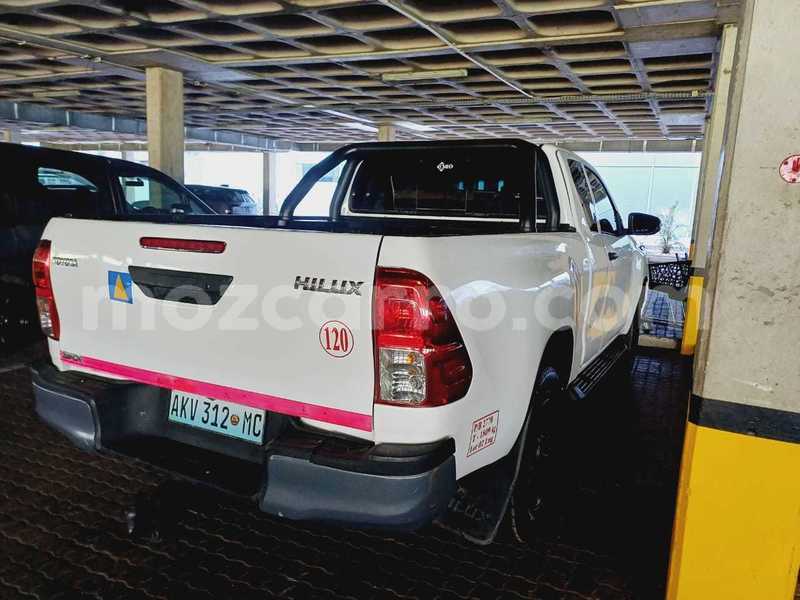 Big with watermark toyota hilux maputo maputo 31893