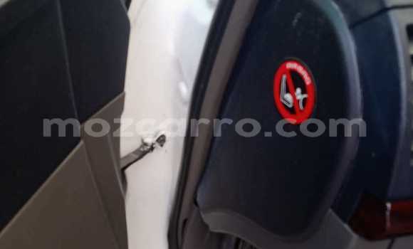 Comprar Usado Toyota Mark X Branco Carro em Maputo em Maputo Comprar Usado Toyota Mark X Branco Carro em Maputo em Maputo