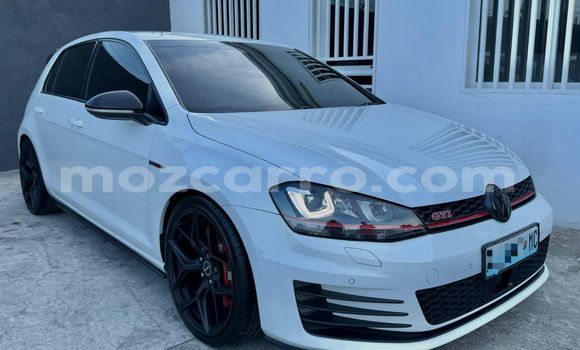 Nunua Mpya Volkswagen Golf Nyeupe Gari ndani ya Maputo nchini Maputo