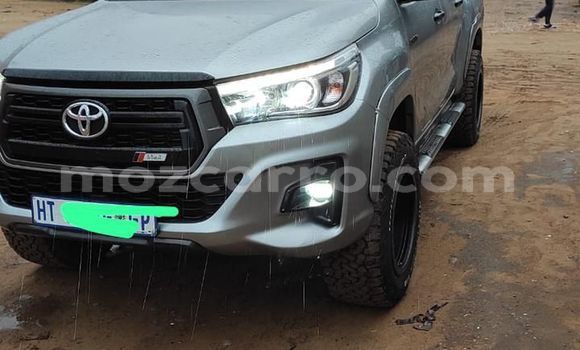 Tenga Tsaru Toyota Hilux Sirivha Mota in Maputo in Maputo