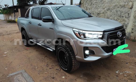Comprar Usado Toyota Hilux Prata Carro em Maputo em Maputo Comprar Usado Toyota Hilux Prata Carro em Maputo em Maputo