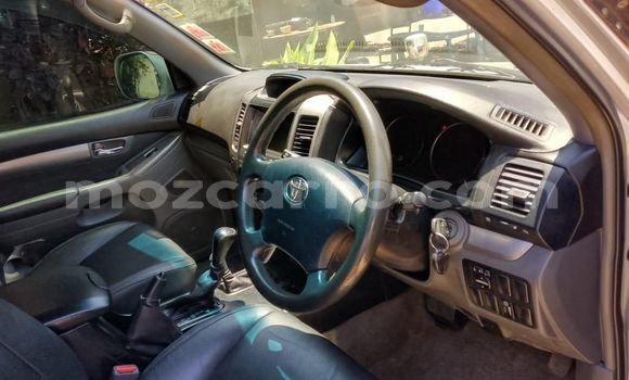 Tenga Tsaru Toyota Land Cruiser Prado Zvimwe Mota in Maputo in Maputo Tenga Tsaru Toyota Land Cruiser Prado Zvimwe Mota in Maputo in Maputo