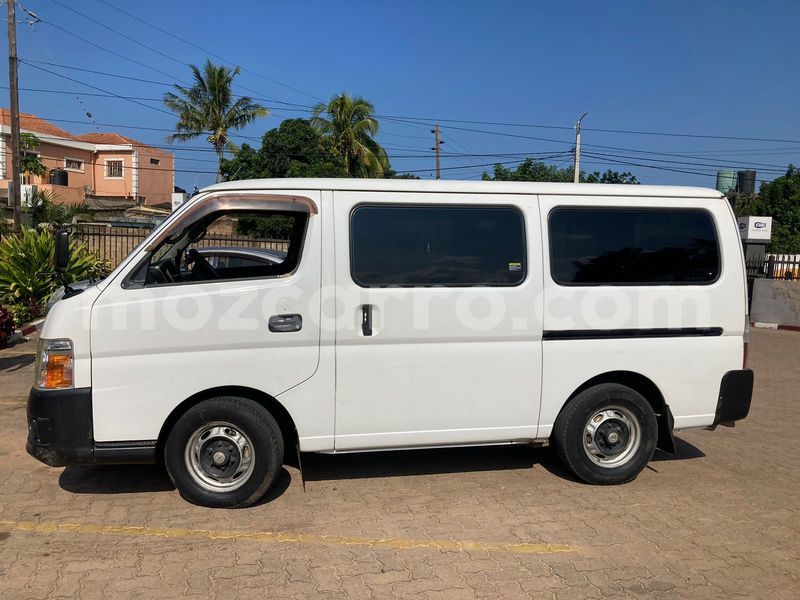 Big with watermark nissan caravan maputo maputo 31935