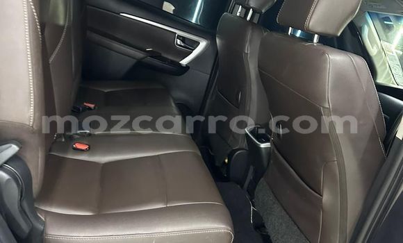 Nunua Ilio tumika Toyota Fortuner Nyingine Gari ndani ya Maputo nchini Maputo Nunua Ilio tumika Toyota Fortuner Nyingine Gari ndani ya Maputo nchini Maputo