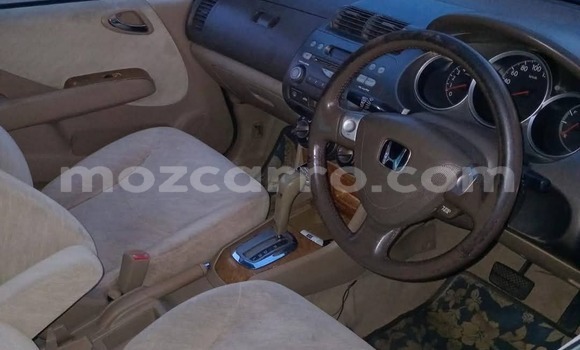 Comprar Usado Honda Fit Aria De outros Carro em Maputo em Maputo Comprar Usado Honda Fit Aria De outros Carro em Maputo em Maputo