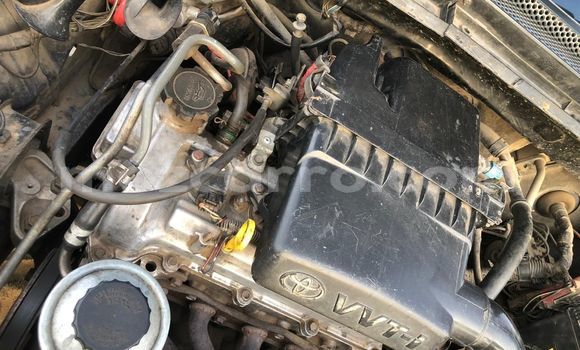 Buy Used Toyota Vitz Blue Car in Maputo in Maputo Buy Used Toyota Vitz Blue Car in Maputo in Maputo