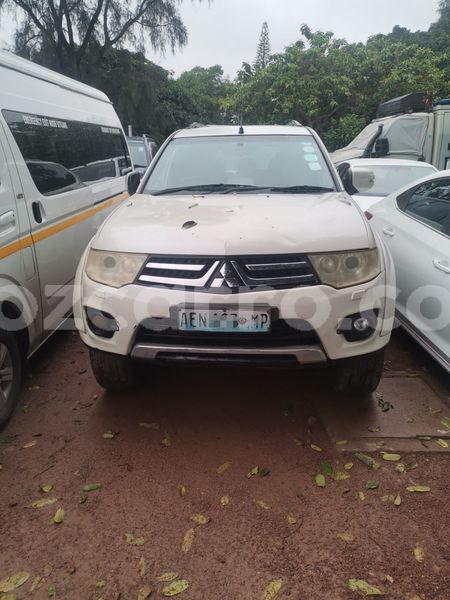 Big with watermark mitsubishi pajero sport maputo maputo 31950