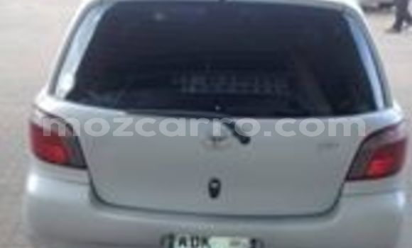 Comprar Usado Toyota Vitz Prata Carro em Maputo em Maputo Comprar Usado Toyota Vitz Prata Carro em Maputo em Maputo