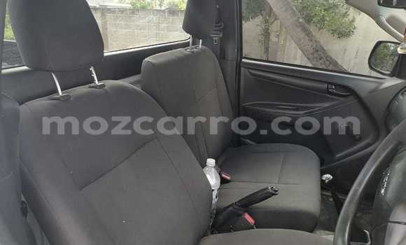 Comprar Usado Isuzu D-MAX Branco Carro em Xai-Xai em Gaza