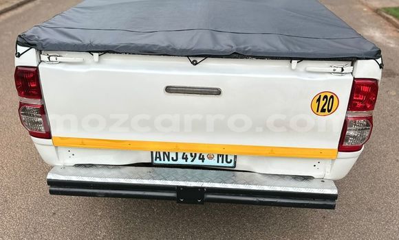 Tenga Itsva Toyota Hilux Chena Mota in Maputo in Maputo Tenga Itsva Toyota Hilux Chena Mota in Maputo in Maputo