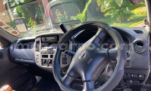 Tenga Tsaru Nissan Caravan Chena Mota in Maputo in Maputo Tenga Tsaru Nissan Caravan Chena Mota in Maputo in Maputo