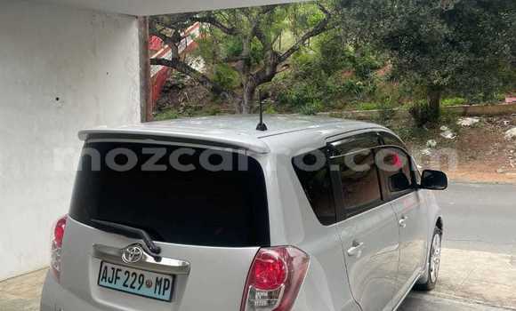 Comprar Usado Toyota Ractis Prata Carro em Maputo em Maputo Comprar Usado Toyota Ractis Prata Carro em Maputo em Maputo