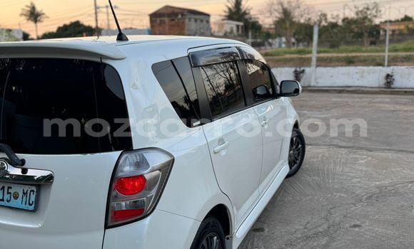Comprar Usado Toyota Ractis Branco Carro em Maputo em Maputo Comprar Usado Toyota Ractis Branco Carro em Maputo em Maputo