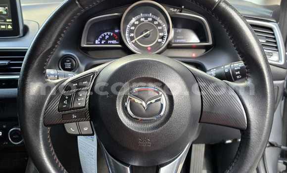 Tenga Tsaru Mazda Axela Sirivha Mota in Maputo in Maputo Tenga Tsaru Mazda Axela Sirivha Mota in Maputo in Maputo