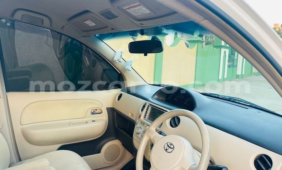 Comprar Usado Toyota Sienta Branco Carro em Maputo em Maputo Comprar Usado Toyota Sienta Branco Carro em Maputo em Maputo