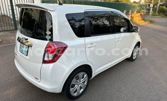 Comprar Usado Toyota Ractis Branco Carro em Maputo em Maputo Comprar Usado Toyota Ractis Branco Carro em Maputo em Maputo