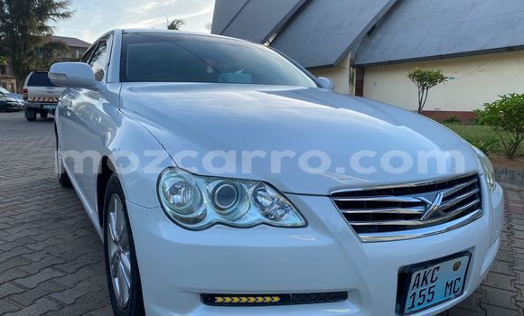 Tenga Tsaru Toyota Mark X Chena Mota in Maputo in Maputo Tenga Tsaru Toyota Mark X Chena Mota in Maputo in Maputo