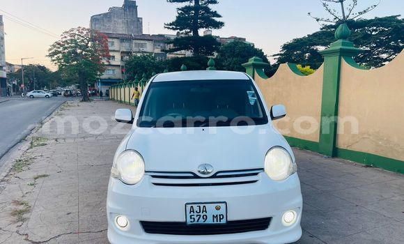 Nunua Ilio tumika Toyota Sienta Nyeupe Gari ndani ya Maputo nchini Maputo Nunua Ilio tumika Toyota Sienta Nyeupe Gari ndani ya Maputo nchini Maputo