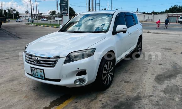 Tenga Tsaru Toyota Vanguard Chena Mota in Maputo in Maputo Tenga Tsaru Toyota Vanguard Chena Mota in Maputo in Maputo