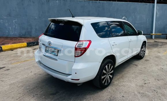 Tenga Tsaru Toyota Vanguard Chena Mota in Maputo in Maputo Tenga Tsaru Toyota Vanguard Chena Mota in Maputo in Maputo