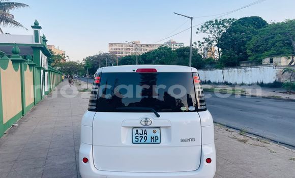 Tenga Tsaru Toyota Sienta Chena Mota in Maputo in Maputo Tenga Tsaru Toyota Sienta Chena Mota in Maputo in Maputo