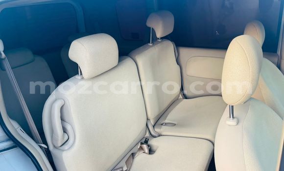 Tenga Tsaru Toyota Sienta Chena Mota in Maputo in Maputo Tenga Tsaru Toyota Sienta Chena Mota in Maputo in Maputo
