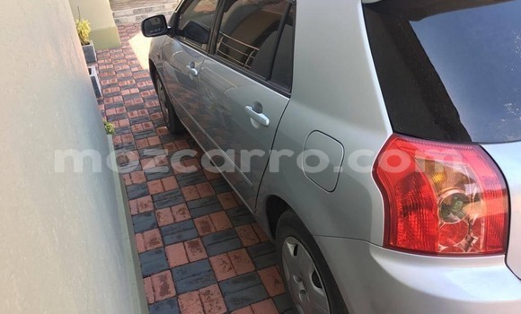 Comprar Usado Toyota Runx Prata Carro em Maputo em Maputo Comprar Usado Toyota Runx Prata Carro em Maputo em Maputo