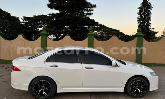 Buy Used Honda Accord White Car in Maputo in Maputo Buy Used Honda Accord White Car in Maputo in Maputo