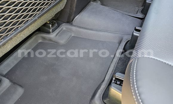 Buy Used Toyota Prado White Car in Maputo in Maputo Buy Used Toyota Prado White Car in Maputo in Maputo