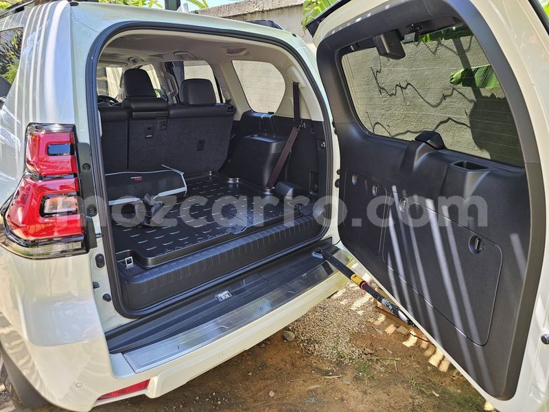 Big with watermark toyota prado maputo maputo 32005