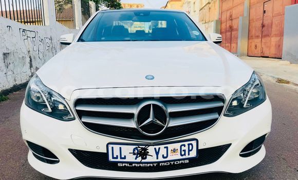 Nunua Ilio tumika Mercedes-Benz E200 Nyeupe Gari ndani ya Maputo nchini Maputo Nunua Ilio tumika Mercedes-Benz E200 Nyeupe Gari ndani ya Maputo nchini Maputo