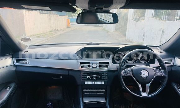 Nunua Ilio tumika Mercedes-Benz E200 Nyeupe Gari ndani ya Maputo nchini Maputo Nunua Ilio tumika Mercedes-Benz E200 Nyeupe Gari ndani ya Maputo nchini Maputo