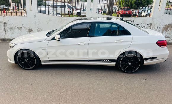 Nunua Ilio tumika Mercedes-Benz E200 Nyeupe Gari ndani ya Maputo nchini Maputo Nunua Ilio tumika Mercedes-Benz E200 Nyeupe Gari ndani ya Maputo nchini Maputo