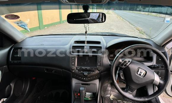 Buy Used Honda Accord White Car in Maputo in Maputo Buy Used Honda Accord White Car in Maputo in Maputo