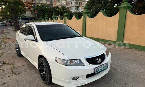 Buy Used Honda Accord White Car in Maputo in Maputo Buy Used Honda Accord White Car in Maputo in Maputo